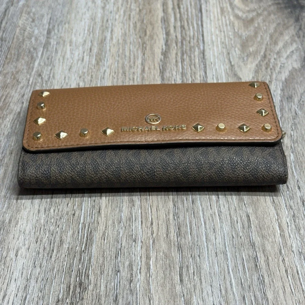 Michael Kors Karla Large Trifold Wallet Tan Studded Faux Leather Logo
